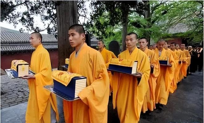 少林寺佛家文化 和尚更是被大众调侃为来钱快的一种到底多有钱？