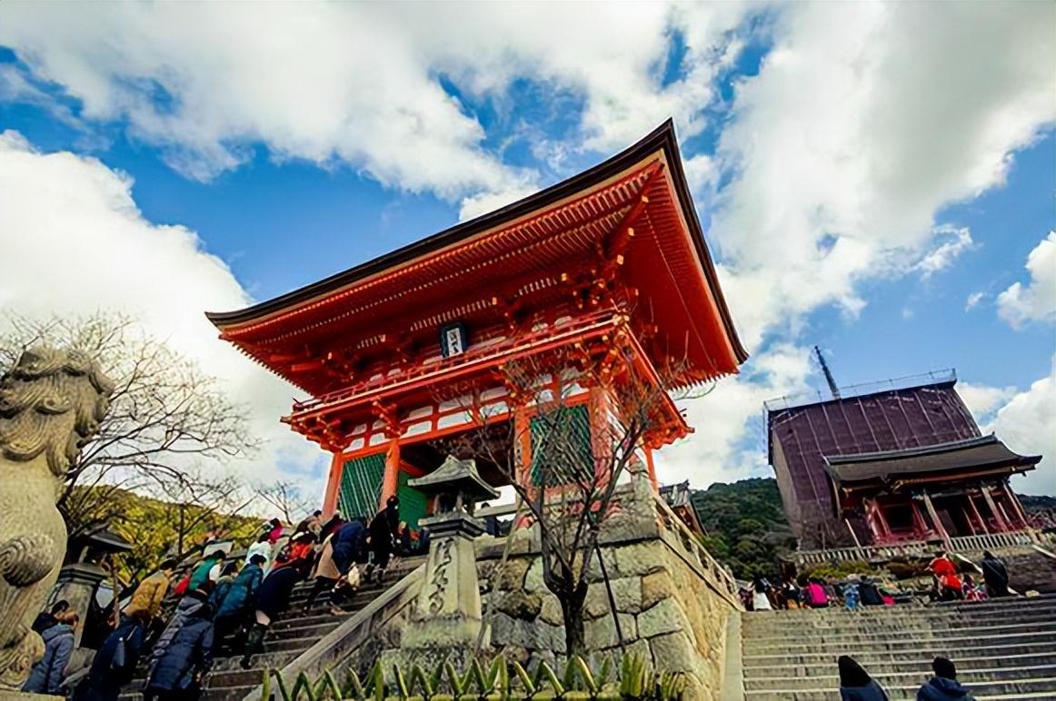 日本最古老的观音寺之一：爱宕山观音菩萨