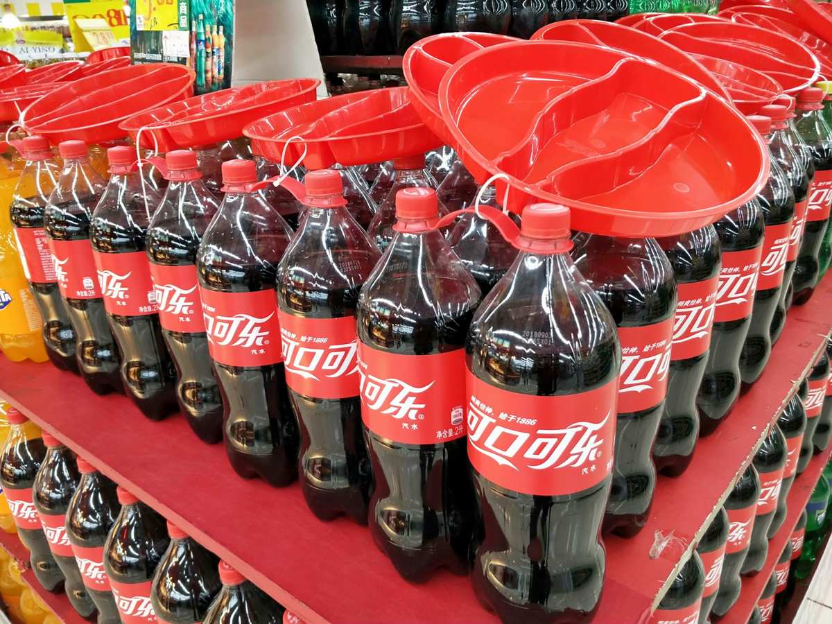 全球碳酸饮料巨头可口可乐三连涨2021年首次涨价