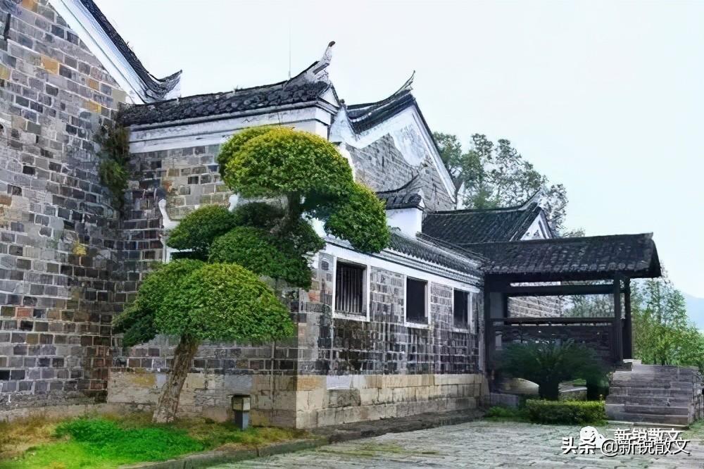 秭归民俗 陆游坐的蜀船不是大肚子官船而是屈原祠