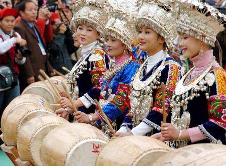 行走在荔波的山水间，除了“抬头张家界，低头九寨沟”