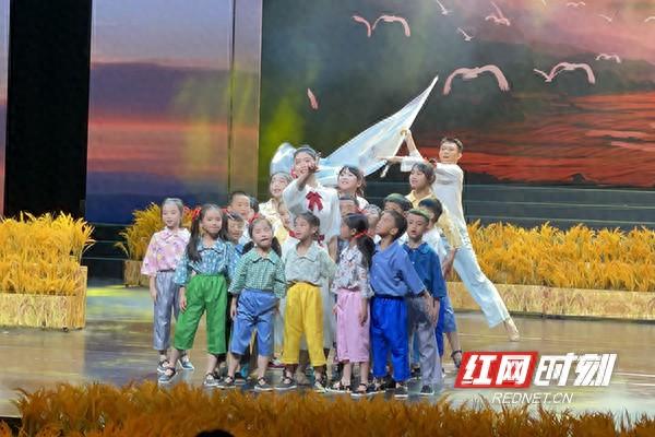 2023 年株洲市渌口区经世水仙湖乡村中小学舞蹈展演活动盛大举行