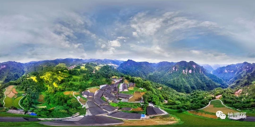 地理蹊：2017 年安徽安庆二模湘西花垣县十八洞村的独特魅力与发展困境